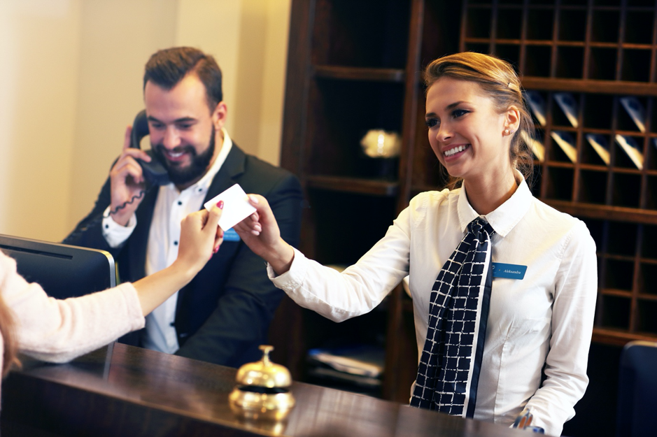 How can smart cards be used in the hotel industry?